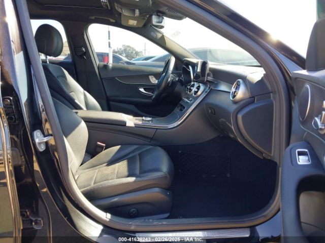 W1KWF8DB7LR579318 Mercedes-Benz C 300