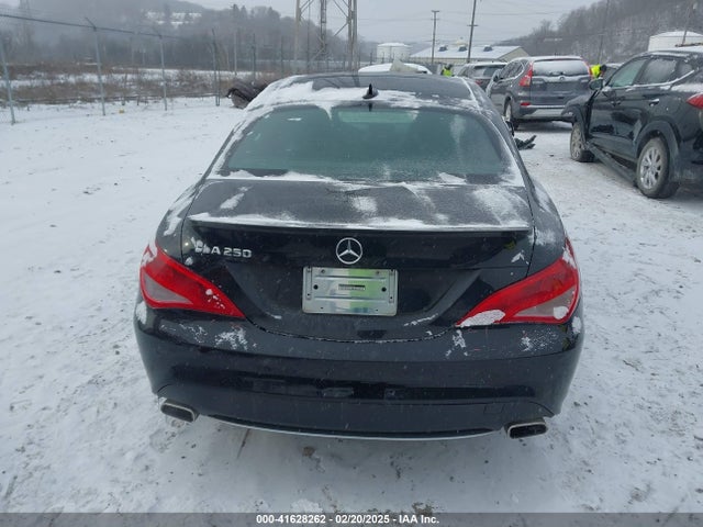 WDDSJ4EB8FN260901 Mercedes-Benz CLA 250