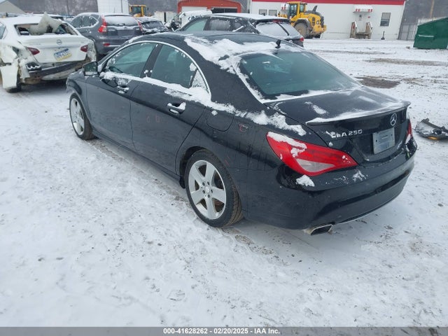 WDDSJ4EB8FN260901 Mercedes-Benz CLA 250