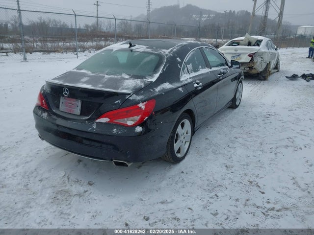 WDDSJ4EB8FN260901 Mercedes-Benz CLA 250