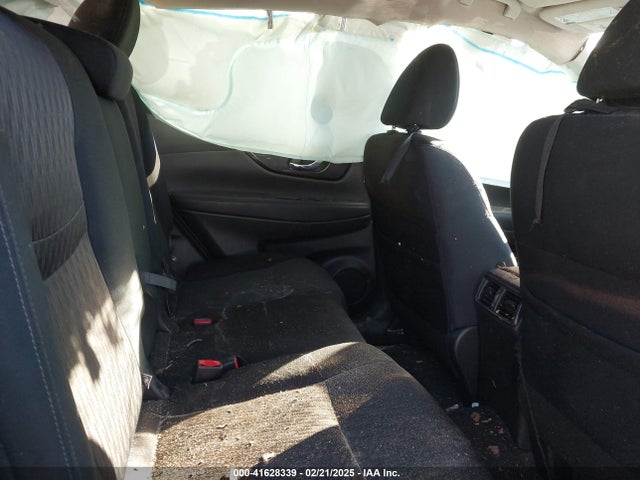 Nissan ROGUE SV 2018 5N1AT2MT5JC824566 Image 8