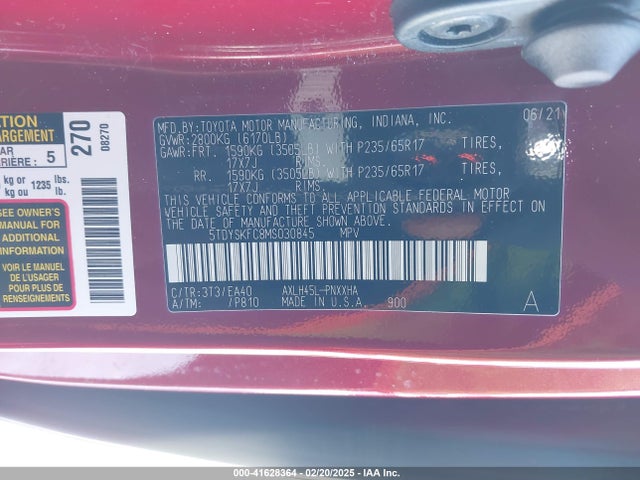 5TDYSKFC8MS030845 Toyota SIENNA XLE