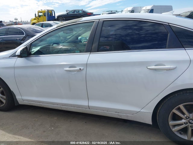 Hyundai SONATA SE 2016 5NPE24AF6GH341488 Image 25