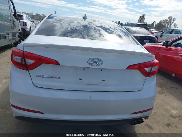 Hyundai SONATA SE 2016 5NPE24AF6GH341488 Image 27