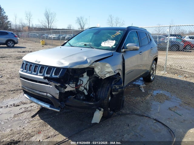 3C4NJDCB3JT373917 Jeep Compass Limited 4x4