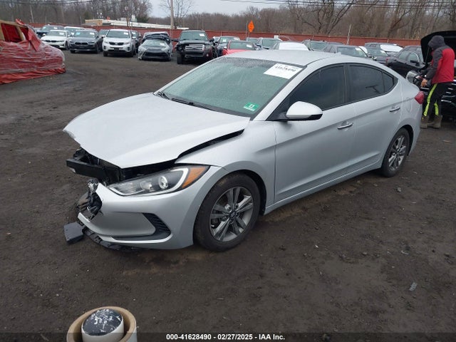 5NPD84LFXJH258869 Hyundai ELANTRA SEL
