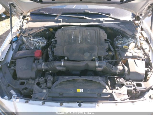 2017 JAGUAR XF SAJBR4BV5HCY33559 Photo 9