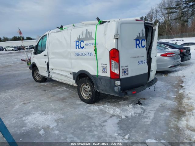 1FTYR1ZM1GKB40867 Ford Transit-250