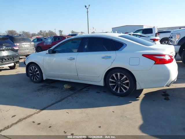 1N4AL3AP5HC137248 Nissan Altima 2.5 Sv