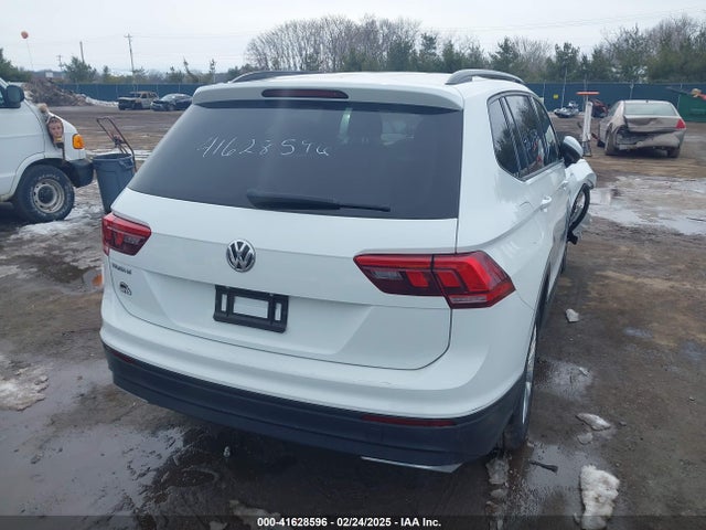 3VV0B7AX5KM053471 Volkswagen Tiguan 2.0t S