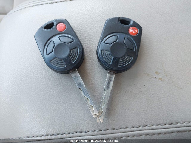 41628598 :رقم المزاد ، 1FMCU0GX8FUA63042 vin ، 2015 Ford Escape Se مزاد بيع
