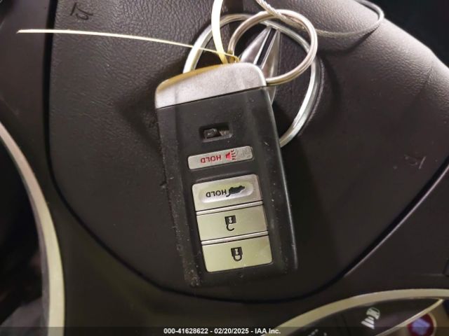 5J8YD4H39JL018706 Acura MDX