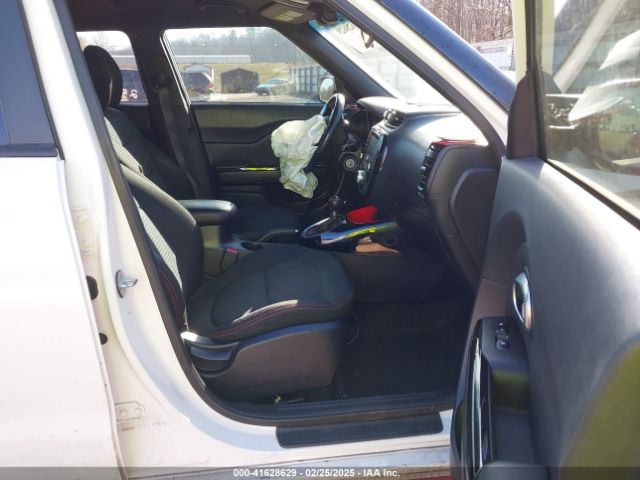 KNDJP3A5XE7030892 KIA SOUL +