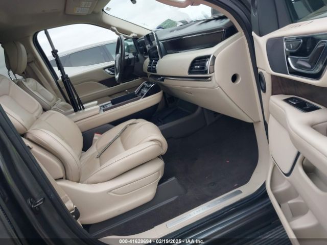 2018 LINCOLN NAVIGATOR 5LMJJ2NT4JEL11640 Photo 4