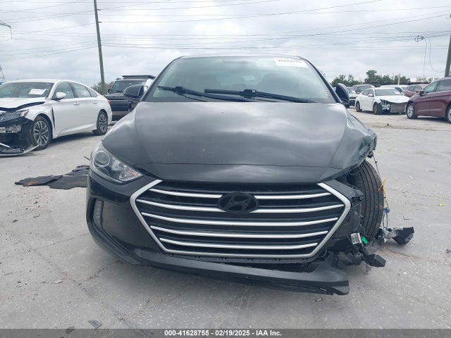Hyundai Elantra Value Edition 2018 5NPD84LF9JH264775 Image 12