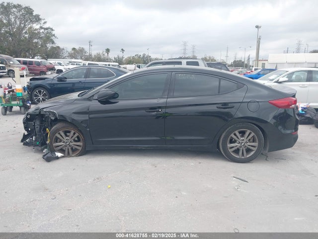 Hyundai Elantra Value Edition 2018 5NPD84LF9JH264775 Image 14