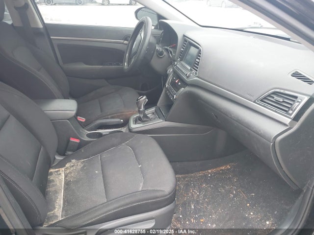 Hyundai Elantra Value Edition 2018 5NPD84LF9JH264775 Image 5