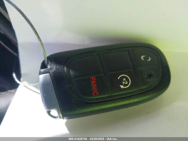 1C4PJLDS9HW623621 Jeep Cherokee Limited Fwd