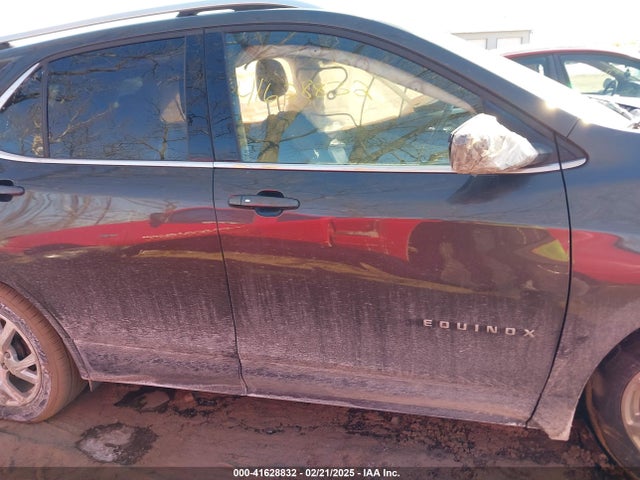 2GNAXTEXXJ6313127 Chevrolet EQUINOX LT