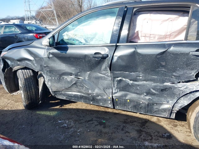 2GNAXTEXXJ6313127 Chevrolet EQUINOX LT