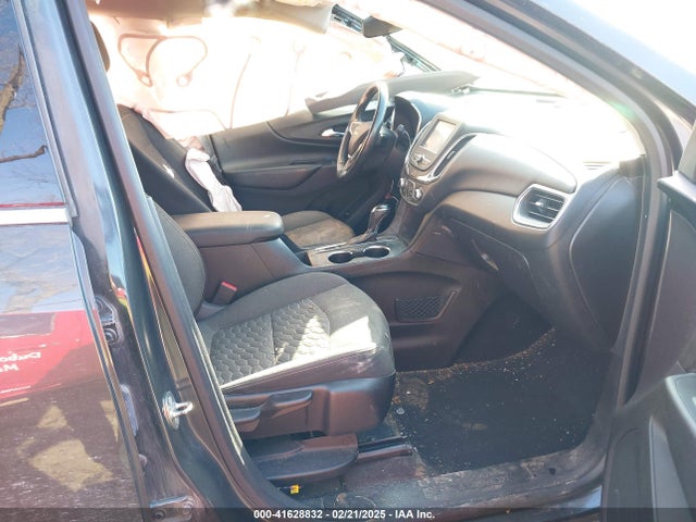 2GNAXTEXXJ6313127 Chevrolet EQUINOX LT