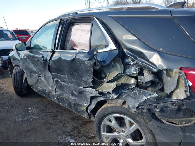 2GNAXTEXXJ6313127 Chevrolet EQUINOX LT