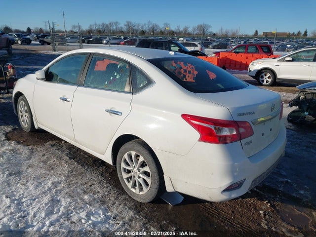 3N1AB7AP8JL627605 Nissan SENTRA SV