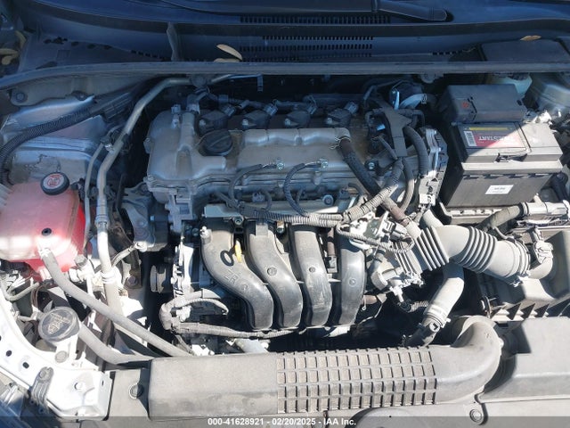 JTDEPMAE6N3014123 Toyota COROLLA LE