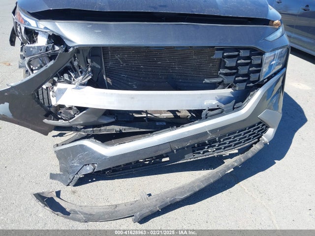 5NMS14AJ2MH337652 Hyundai Santa Fe Se