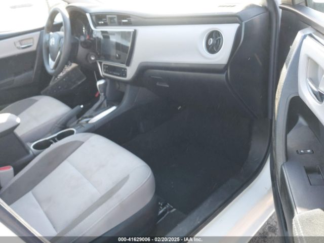 2T1BURHE5KC175774 Toyota COROLLA LE
