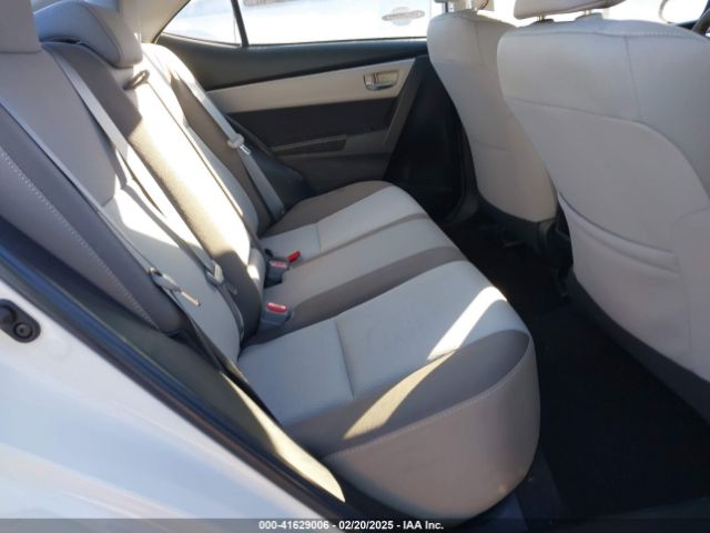2T1BURHE5KC175774 Toyota COROLLA LE