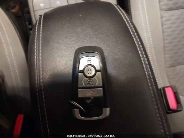 1FMCU0G61NUA20524 Ford ESCAPE SE