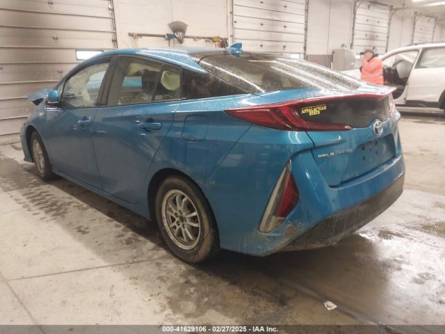 JTDKARFP1J3096185 Toyota Prius Prime Plus