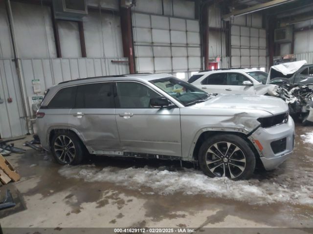 1C4RJHDG2N8633960 Jeep Grand Cherokee Overland 4x4