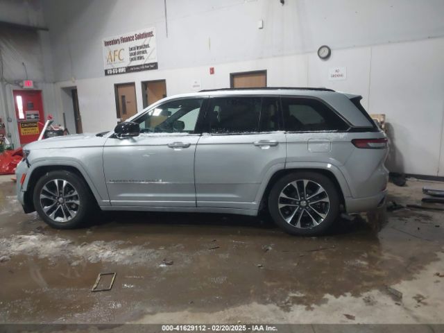 1C4RJHDG2N8633960 Jeep Grand Cherokee Overland 4x4