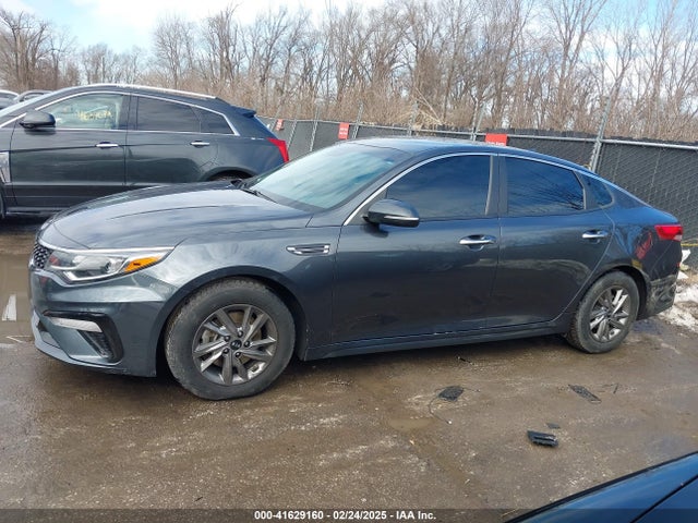 5XXGT4L38LG387015 KIA Optima Lx