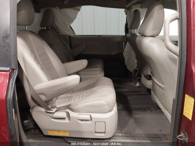 5TDDK3DC8ES079682 Toyota Sienna Xle/limited