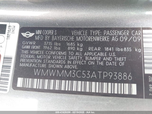 2010 MINI COOPER S CLUBMAN WMWMM3C53ATP93886 Photo 8