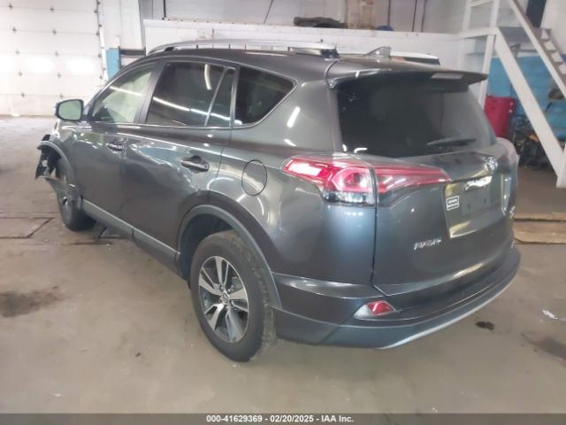 JTMRFREV8JJ208377 Toyota Rav4 Adventure/xle