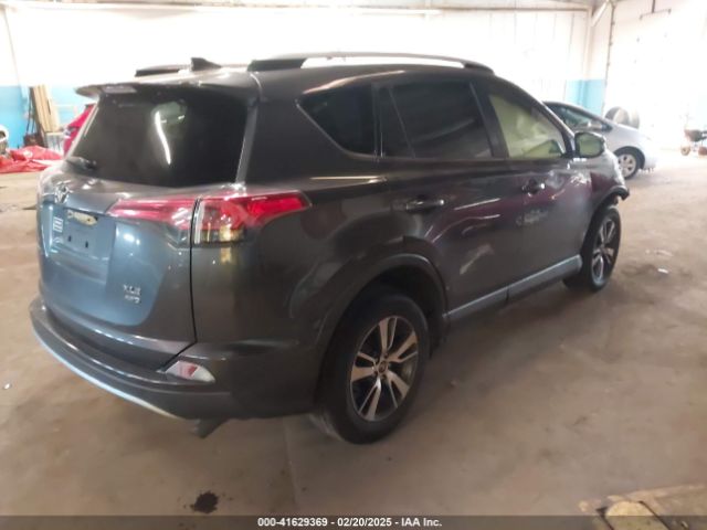 JTMRFREV8JJ208377 Toyota Rav4 Adventure/xle
