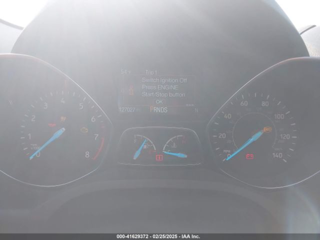 1FMCU9J93HUC45586 Ford Escape Titanium