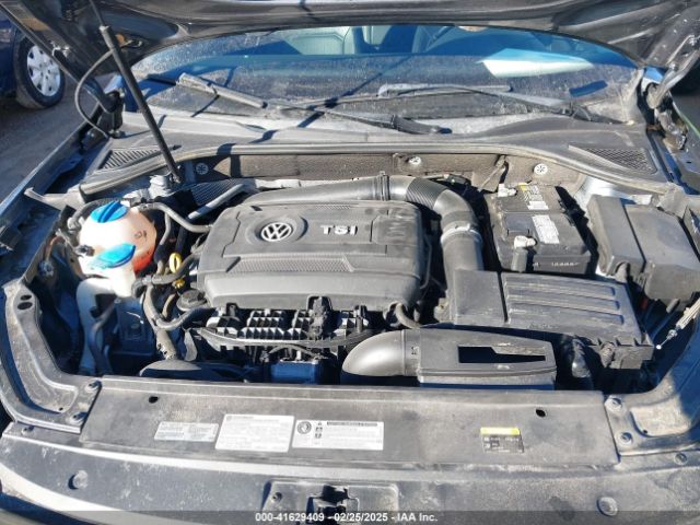 1VWDT7A39HC003612 Volkswagen Passat 1.8t R-line