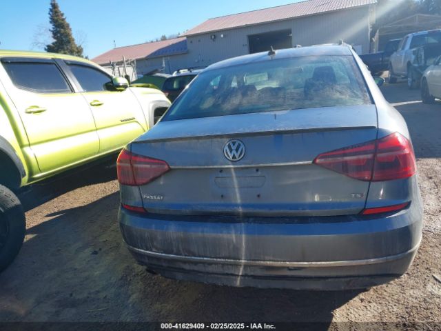 1VWDT7A39HC003612 Volkswagen Passat 1.8t R-line