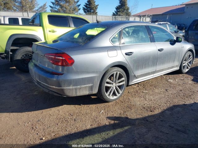 1VWDT7A39HC003612 Volkswagen Passat 1.8t R-line