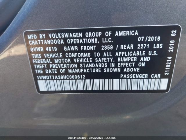 1VWDT7A39HC003612 Volkswagen Passat 1.8t R-line