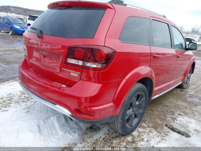 3C4PDCGG4JT378818 Dodge Journey Crossroad