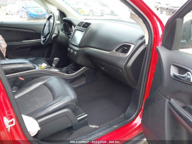 3C4PDCGG4JT378818 Dodge Journey Crossroad