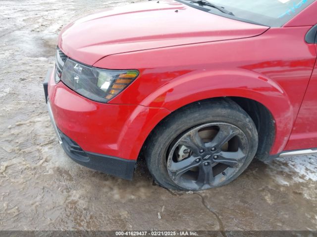 3C4PDCGG4JT378818 Dodge Journey Crossroad