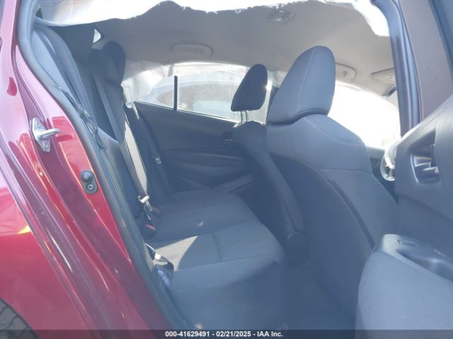 5YFEPMAE9NP391813 Toyota COROLLA LE