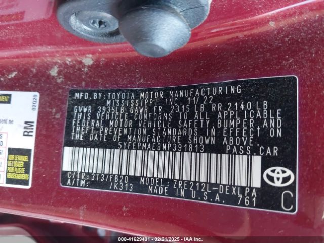 5YFEPMAE9NP391813 Toyota COROLLA LE
